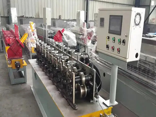 郑州轻钢龙骨机