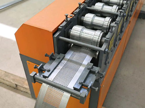 郑州自动铝合金卷帘门成型机